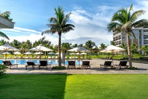 Desert Oases Featuring Luxury Poolside Lounges