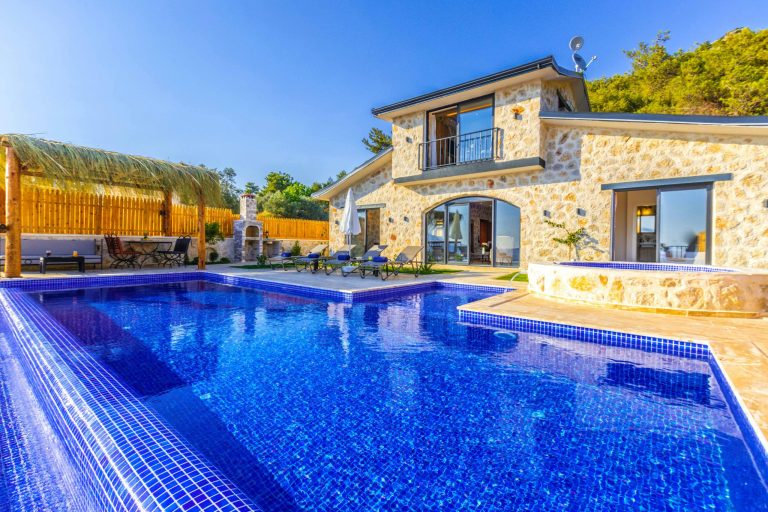 Private Villas Serving as Artful Retreats