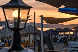 Romantic Beachfront Resorts With Candlelit Dining