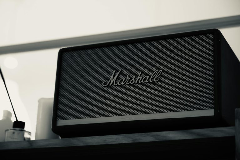 Electronics Delivering True Wireless Surround Sound Home Theater