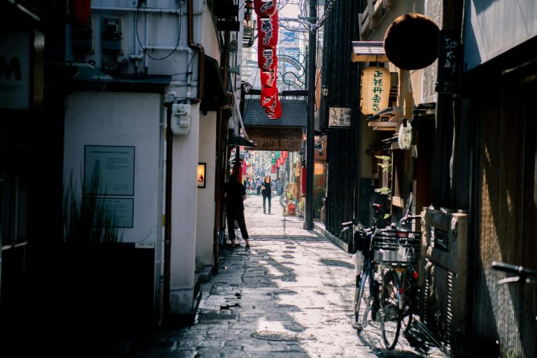 Smart Bike Lights That Signal Turns Automatically