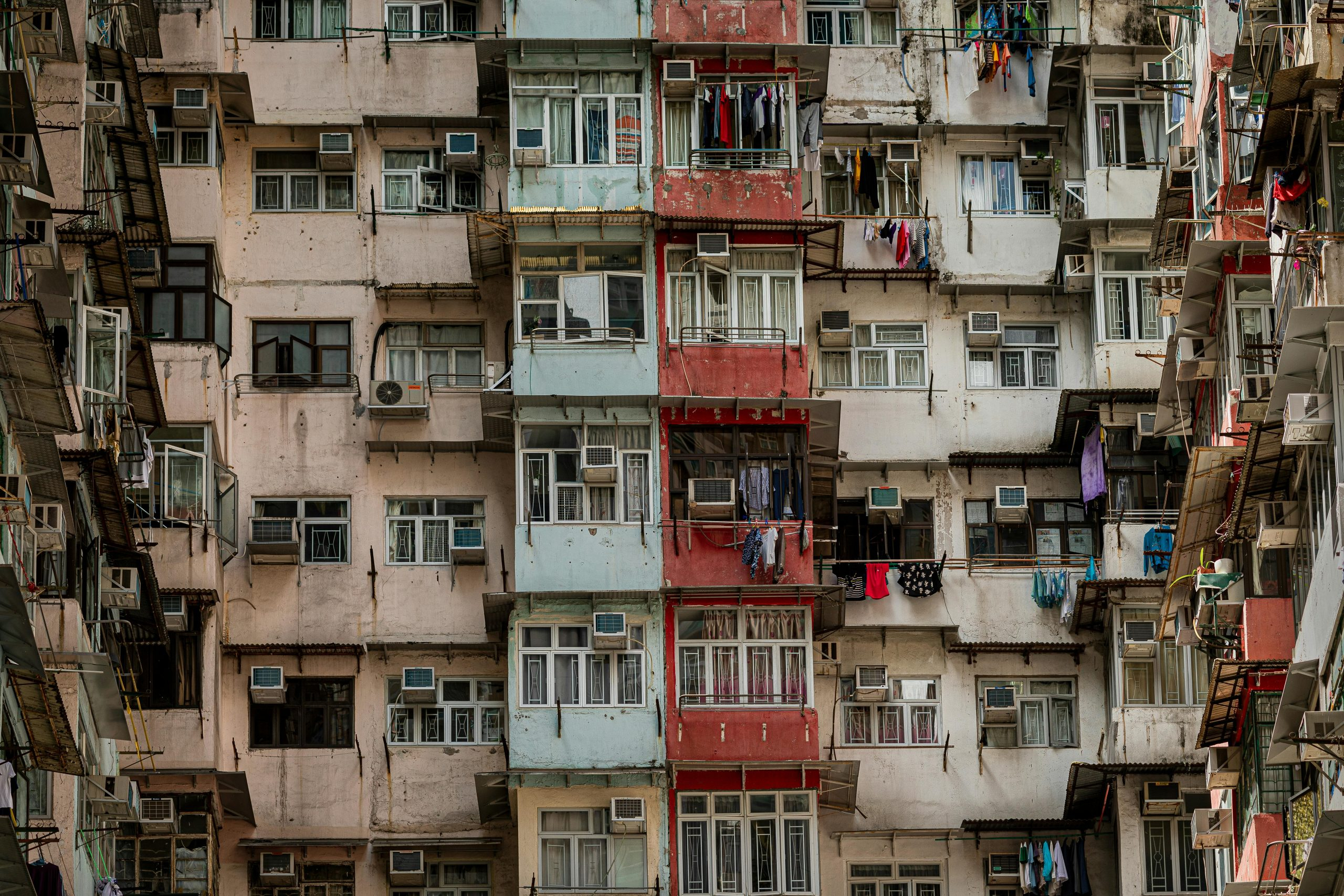 Exploring Incentives for Building Sustainable Housing Communities