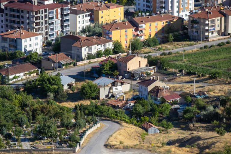 How Co-Housing Communities Encourage Sustainable Urban Living