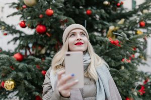 Fashion Startups Redefining Shopping With Tech-Driven Solutions