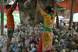 Battery Recycling Plants Solving EV Waste Issues