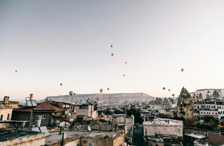 Hot Air Balloon Tours Over Scenic Valleys