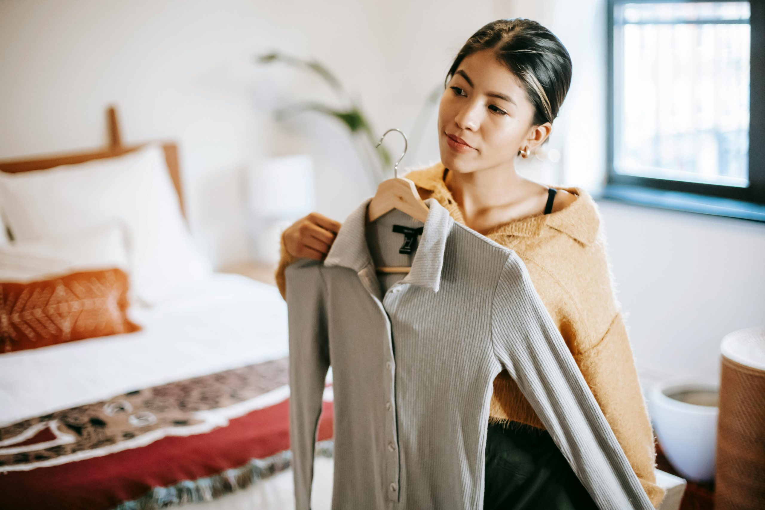 The Psychology Behind Choosing Everyday Outfit Styles