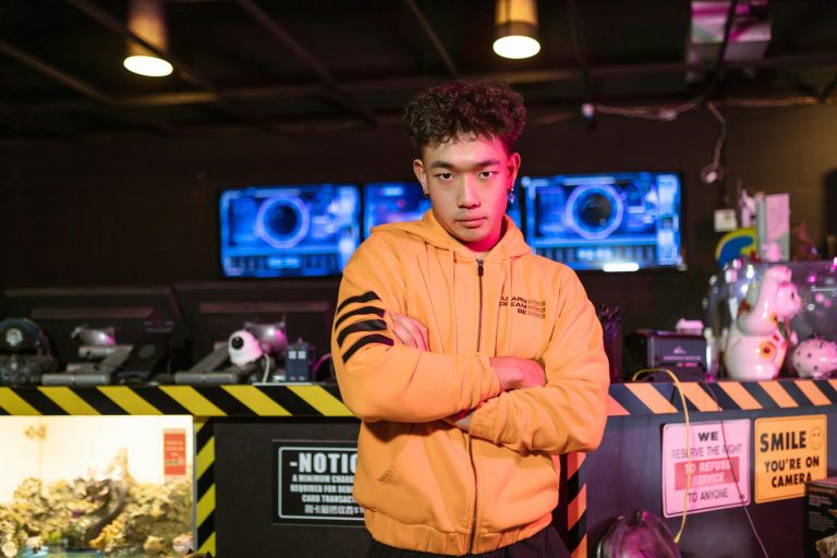 Why Digital Influencers Are Key Fashion Industry Leaders